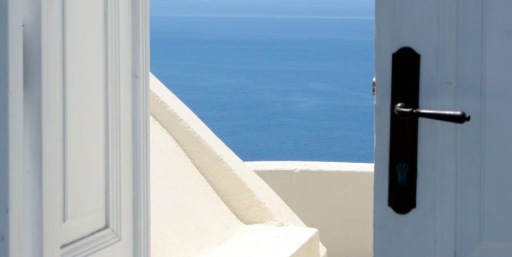 open door to ocean - how to start a startup